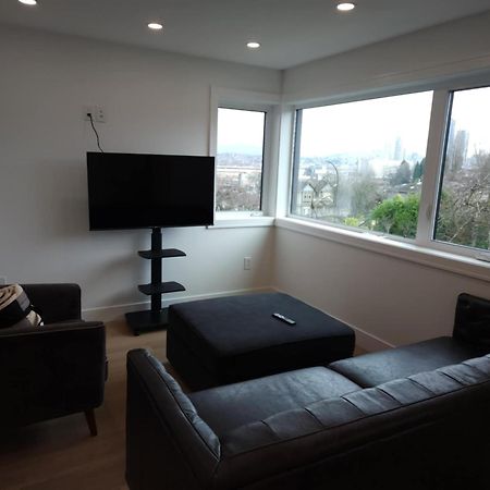 Signature Luxe Top-Floor Townhouse 2Br, 3Ba With Stunning Views Vancouver Ngoại thất bức ảnh